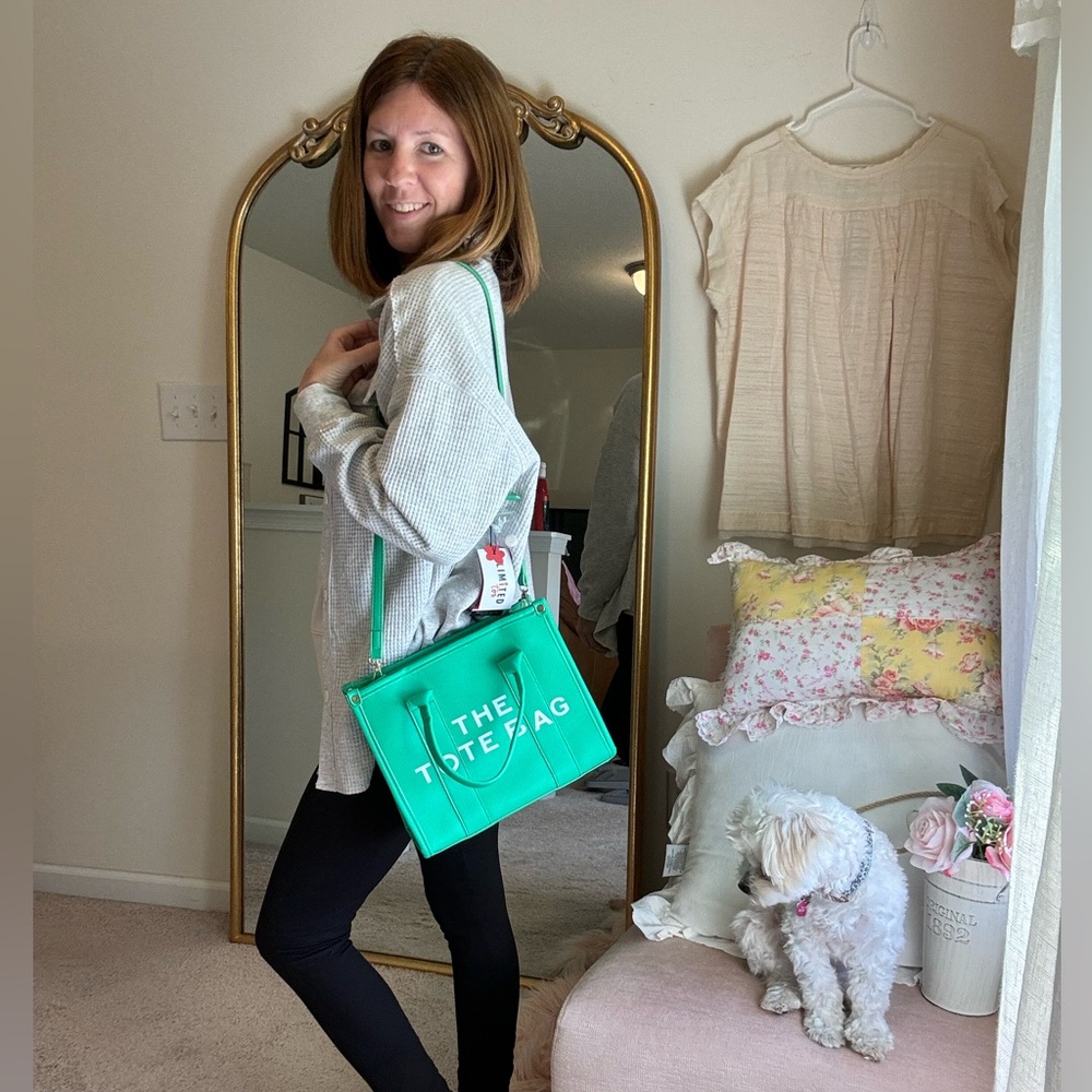 The tote green inspired fashion bag